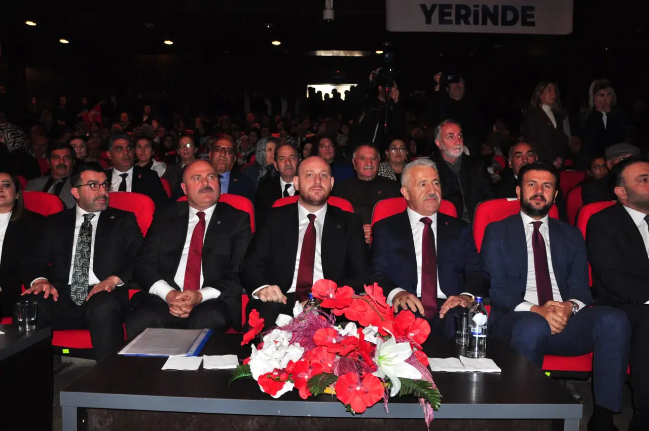 Büyükgümüş: Terör örgütü ya silah bırakacak ya da kendini feshedecek