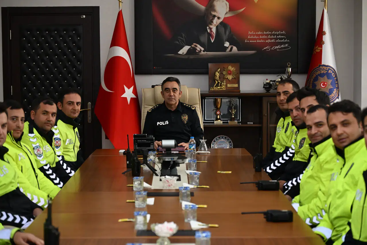 Kars'ta Trafik Sorunları İle İlgili Önemli Toplantı Yapıldı