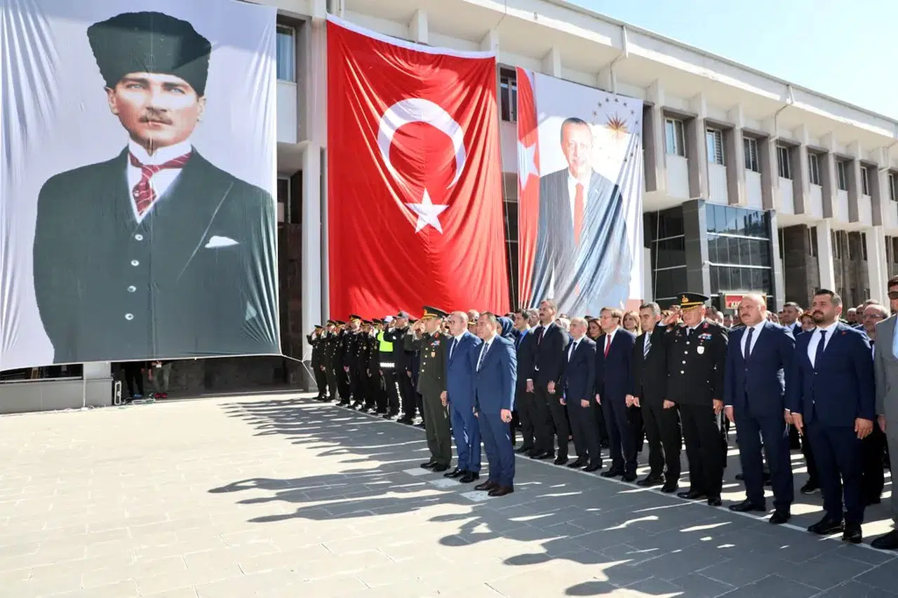 Atatürk’ün Kars’a Gelişinin 101. Yıl Dönümü Coşkuyla Kutlandı