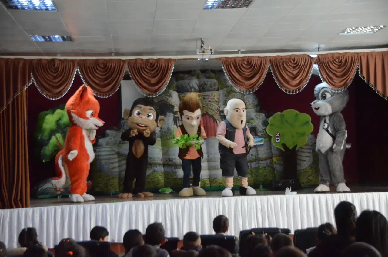 Sarıkamış’ta “Akıllı Tavşan Momo” Çocuklarla Buluştu