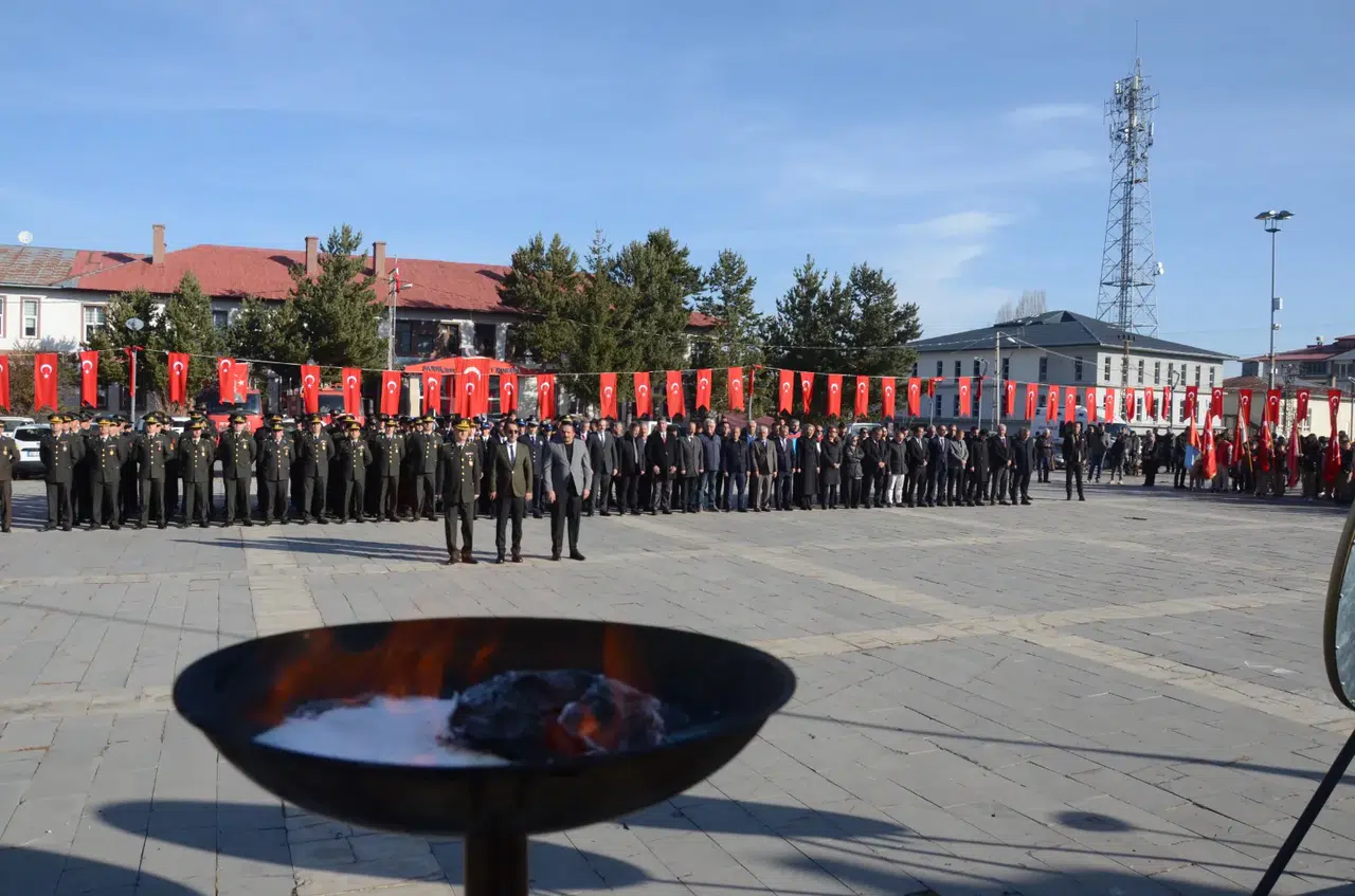 Sarıkamış'ta Atatürk, 87. ölüm yıldönümünde  törenle anıldı