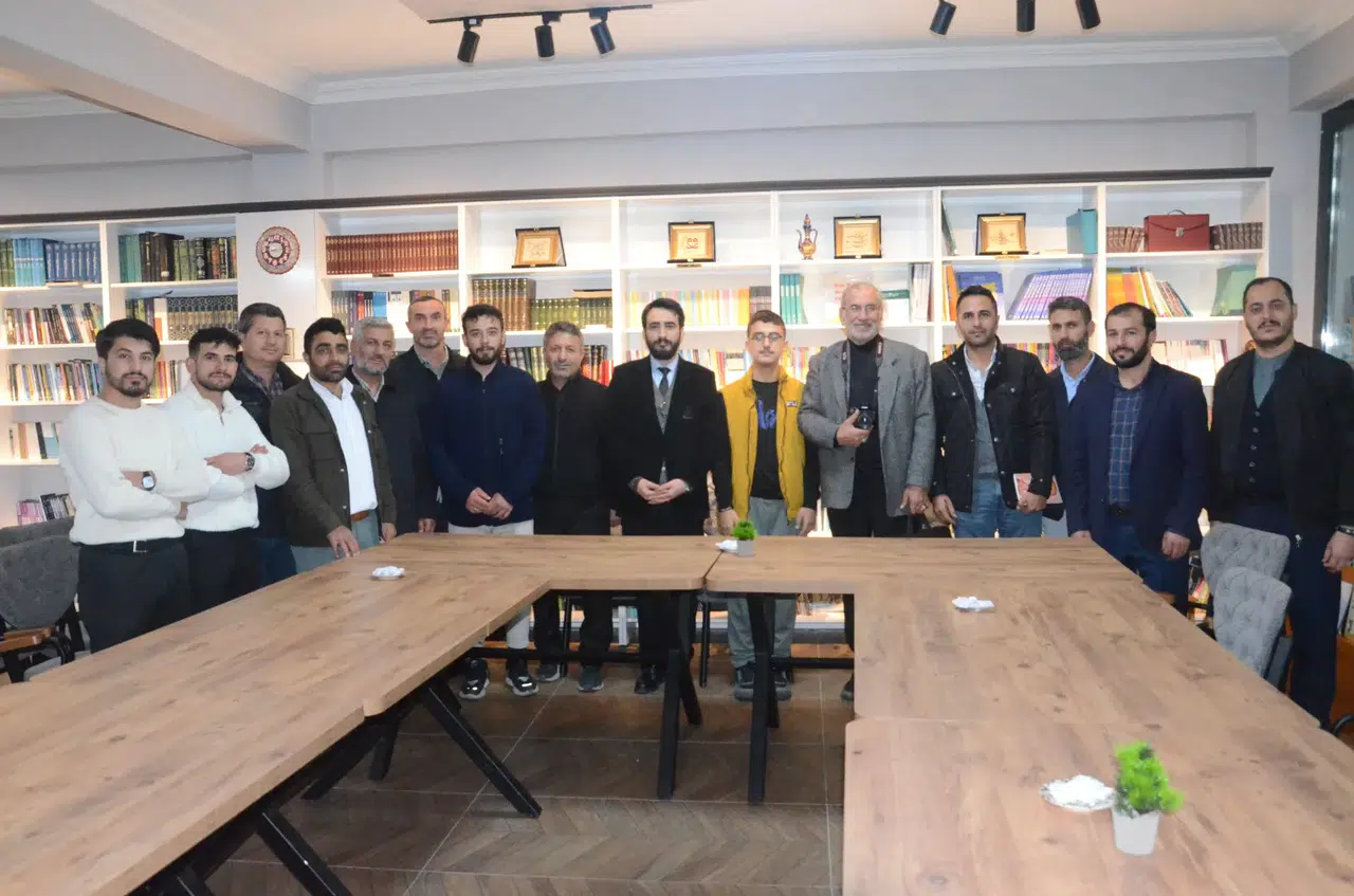 Kars'ta Kazım Karabekir Paşa üzerine anlamlı söyleşi düzenlendi