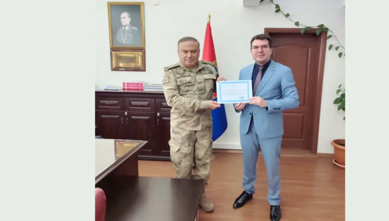 Kars İl Jandarma Komutanlığı Beslenme Dostu İş Yeri Sertifikası Aldı