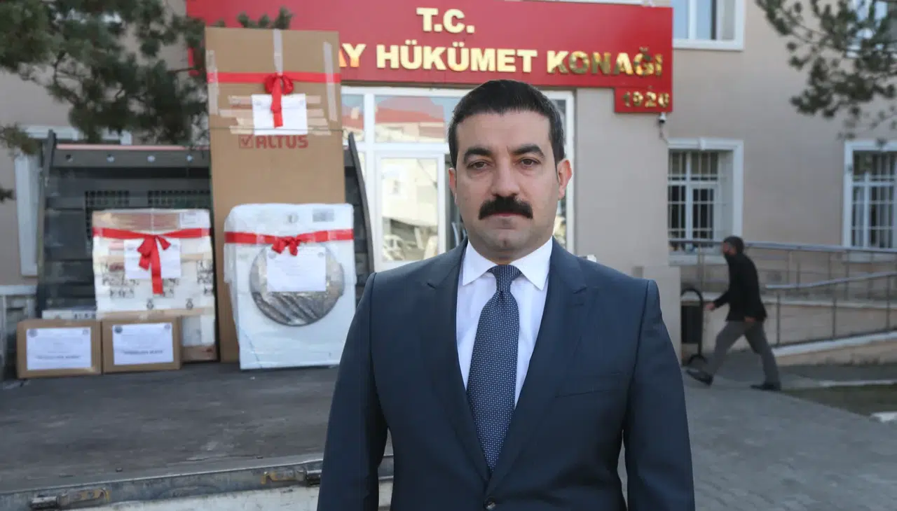 Arpaçay Kaymakamlığı’ndan yeni evlenenlere beyaz eşya desteği