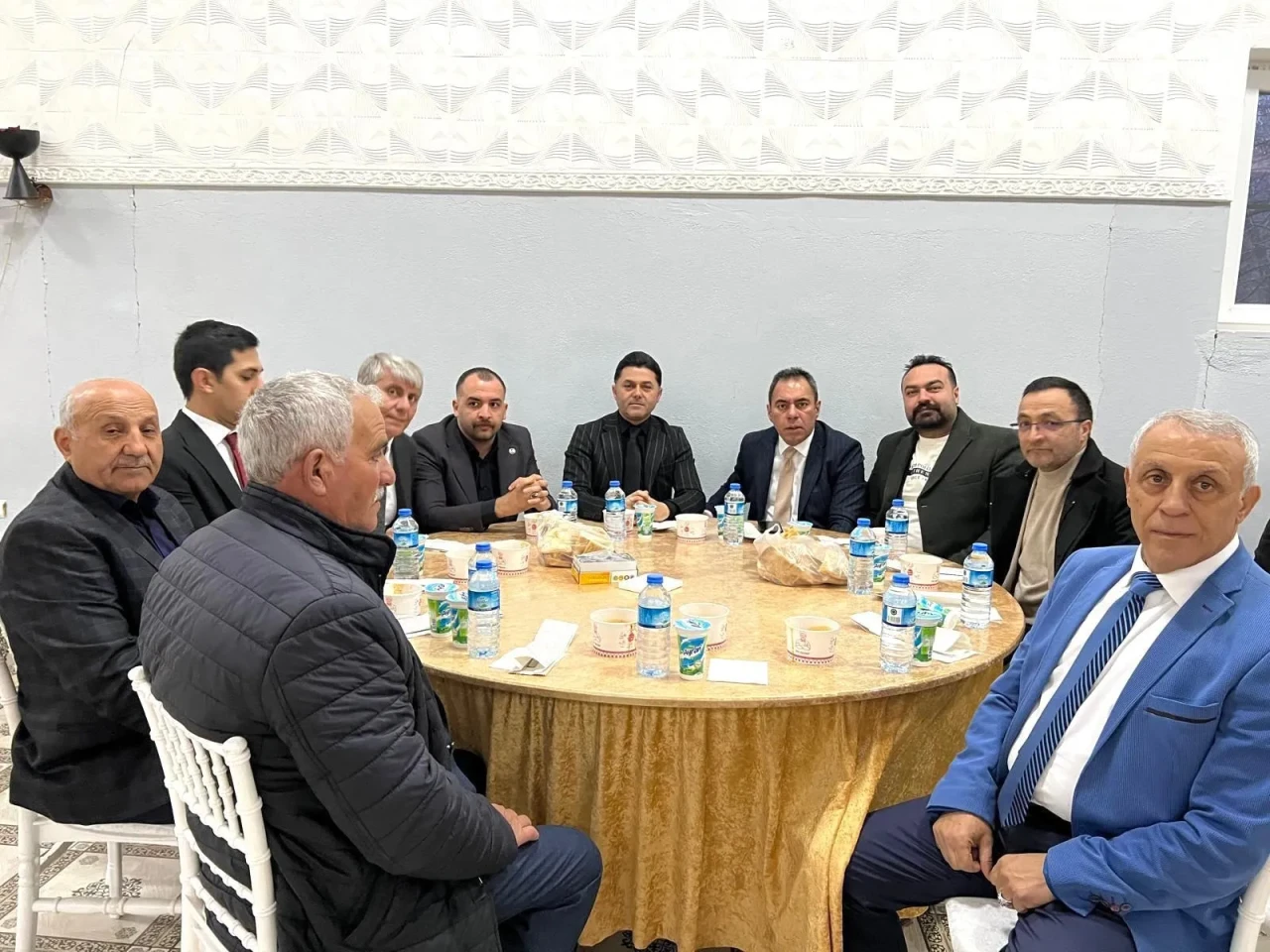 Kağızman MHP İlçe Teşkilatı Yoğun Katılımla İftarda Buluştu.