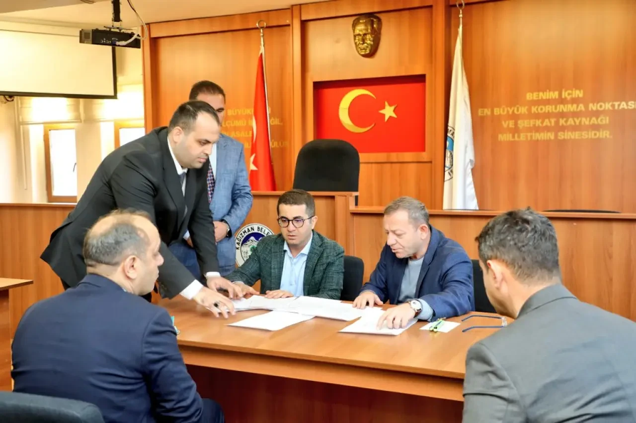 Vali Ziya Polat, Kayyum Atanan Kağızman Belediyesi'ni Ziyaret Etti