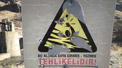 Kars’ta HES Barajındaki Uyarı Levhası Kurşunlandı.