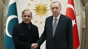 Cumhurbaşkanı Erdoğan, Pakistan Başbakanı Şahbaz Şerif ile Önemli Bir Görüşme Gerçekleştirdi