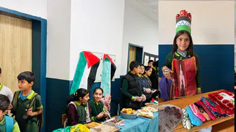 Kağızman Öğrencileri Gazze İçin Kermes Düzenleyerek Destek Oldu