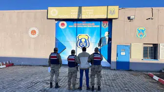 Kars’ta 5 yıl kesinleşmiş hapis cezası bulunan hükümlü yakalandı