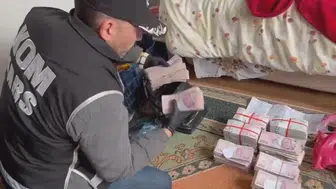 Kars'ta Tefecilik Operasyonunda 4 Kişi Gözaltına, 1.4 Milyon TL Ele Geçirildi