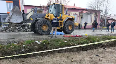 Kağızman’da Kepçe Kazası: Yaşlı Adam Hayatını Kaybetti