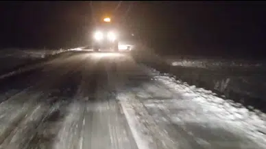 Kars’ta kar kaplanları zorlu mesaisine başladı: İl Özel İdaresi sahada