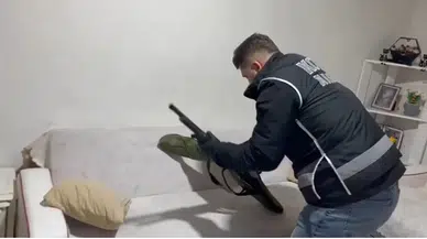 Kars’ta silah tacirlerine dron destekli operasyonda 10 gözaltı