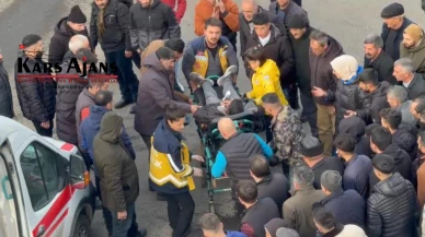 Kars'ta yaşanan bıçaklı kavgada 1 kişi yaralandı