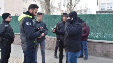 Kars Emniyeti Okul Çevrelerinde Güvenlik Denetimlerini Aralıksız Sürdürüyor