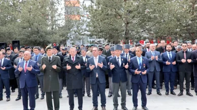 Şehitlerimize Saygı: Anma Töreninde Duygu Dolu Anlar Yaşandı.