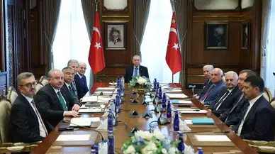 Külliye'de Kritik Yüksek İstişare Kurulu Toplantısı: Aile Konusu Masada