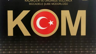 Sınavda Kopya Çekmeye Çalışanlar Suçüstü Yakalandı
