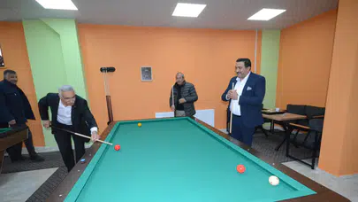 Sarıkamış’ta Modern Bilardo ve Oyun Salonu Açıldı.