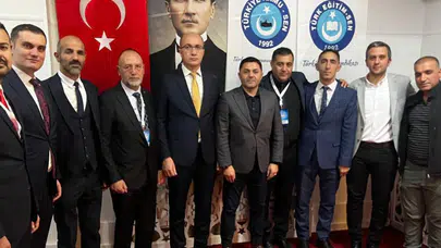 Ağadedeoğlu Türk Eğitim-Sen İl Temsilciliğine Yeniden Seçildi