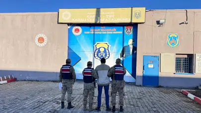 Kars’ta 5 yıl kesinleşmiş hapis cezası bulunan hükümlü yakalandı