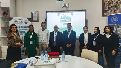 Bakü'de Türk Dünyası İçin İlk Uluslararası Bilimsel Sempozyum Düzenlendi