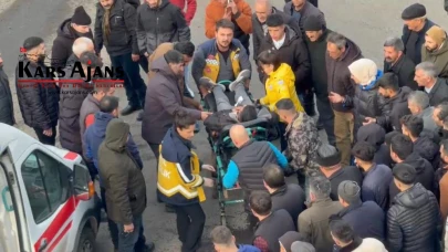 Kars'ta yaşanan bıçaklı kavgada 1 kişi yaralandı