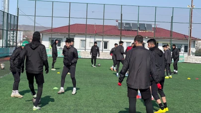Kars 36 Spor, Mutlak Galibiyet İçin Antrenmanlara Devam Ediyor