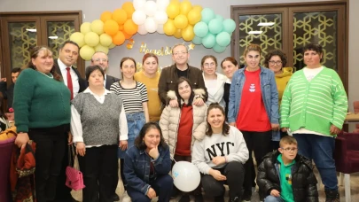 Vali Ziya Polat, Down Sendromu Olan Bireylerle ve Aileleriyle İftar Sofrasında Bir Araya Geldi