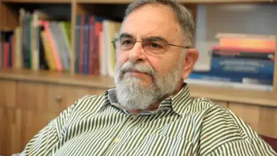 Türkiye Tarih Literatüründe Kalıcı Bir İz Bırakan İsim: Mete Tunçay
