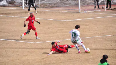 Kars 36 Spor, Doğubayazıtspor'u 2-1 yenerek galibiyet serisini sürdürdü