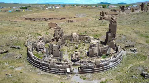 Anadolu'nun İlk Türk-İslam Mezarlığı Ani Ören Yeri'nde Keşfedildi