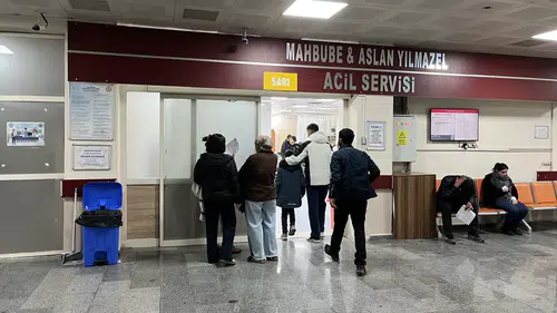 Kars’ta kız yurdunda gıda zehirlenmesi: 50 öğrenci hastanelik oldu