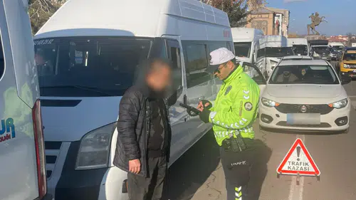 Kars’ta okul servis araçlarına yönelik denetimler artırıldı