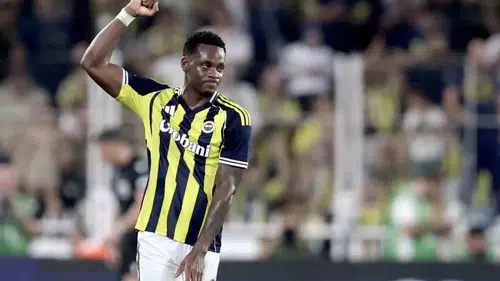 Fenerbahçe'nin Jhon Duran ile Feyenoord'a Karşı İlk Gol Sevinci