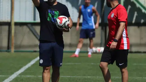 Çaykur Rizespor, Galatasaray Maçı İçin Hazırlıklarını Sürdürüyor
