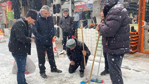 Kars'ta Kışın Büyüsü: Aşık Oyunu Yeniden Canlanıyor