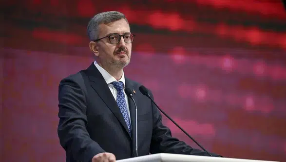 İletişim Başkanı Burhanettin Duran'dan Özgür Özel'e Sert Tepki: Negatif Siyasetin Dibi