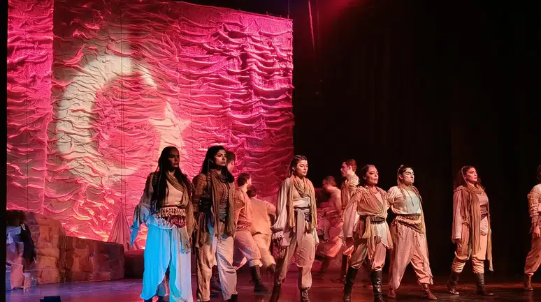 Kars'ta Millî Mücadele'nin Kadın Kahramanları Tiyatroda Anlatıldı