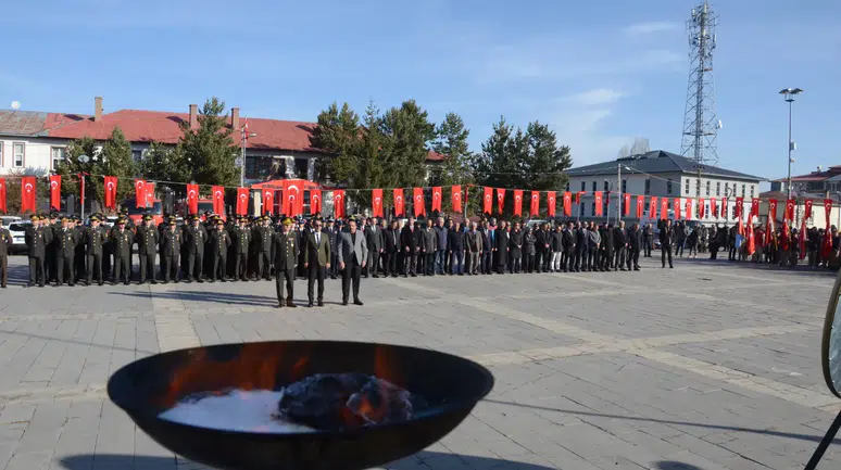 Sarıkamış'ta Atatürk, 87. ölüm yıldönümünde  törenle anıldı
