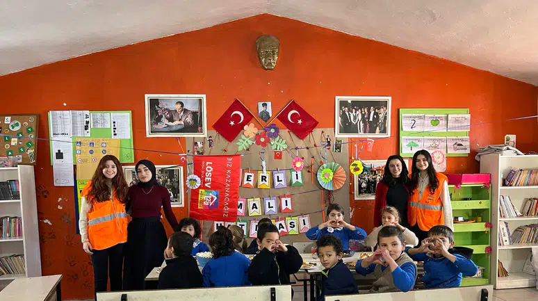 LÖSEV İncileri Kars'ta Öğrencilere Umut ve Bilinç Aşılıyor
