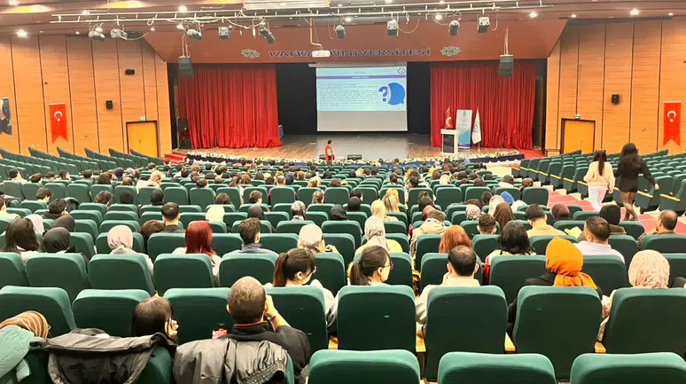 Kars’ta Üniversite Öğrencilerine Terörle Mücadele Bilgilendirmesi