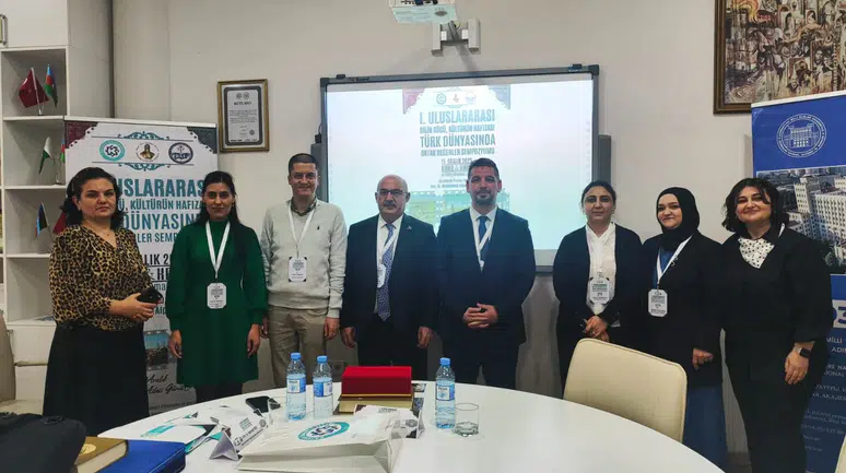 Bakü'de Türk Dünyası İçin İlk Uluslararası Bilimsel Sempozyum Düzenlendi