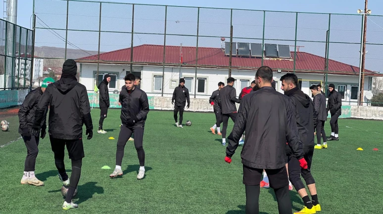 Kars 36 Spor, Mutlak Galibiyet İçin Antrenmanlara Devam Ediyor